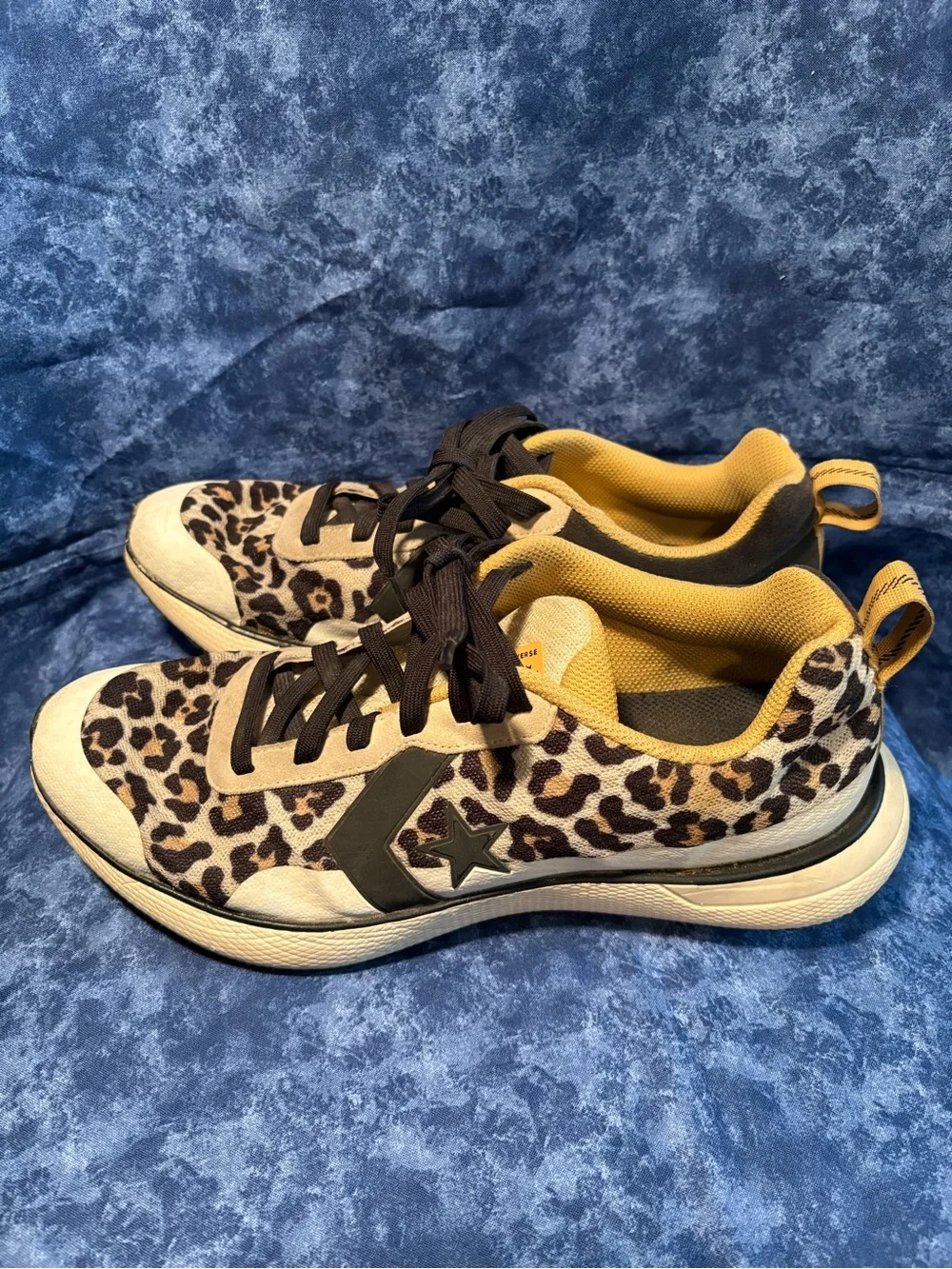 Converse Star Series Low Sneaker Leopard Print Men’s Size 9.5 Tennis Shoes